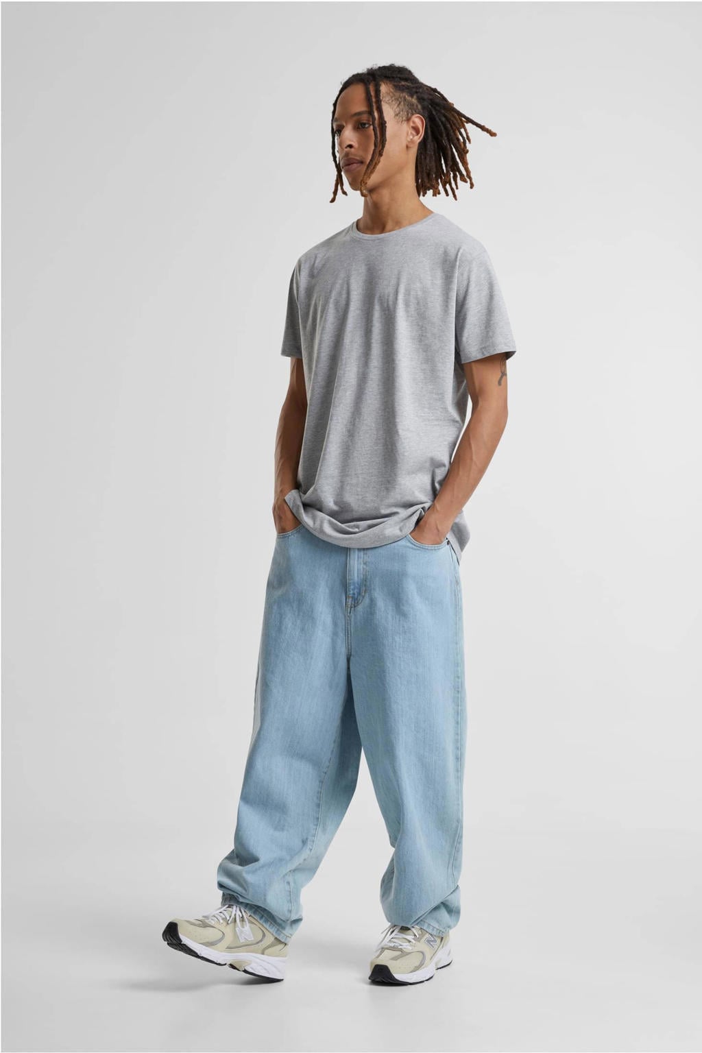 Urban Classics regular fit T-shirt grijs