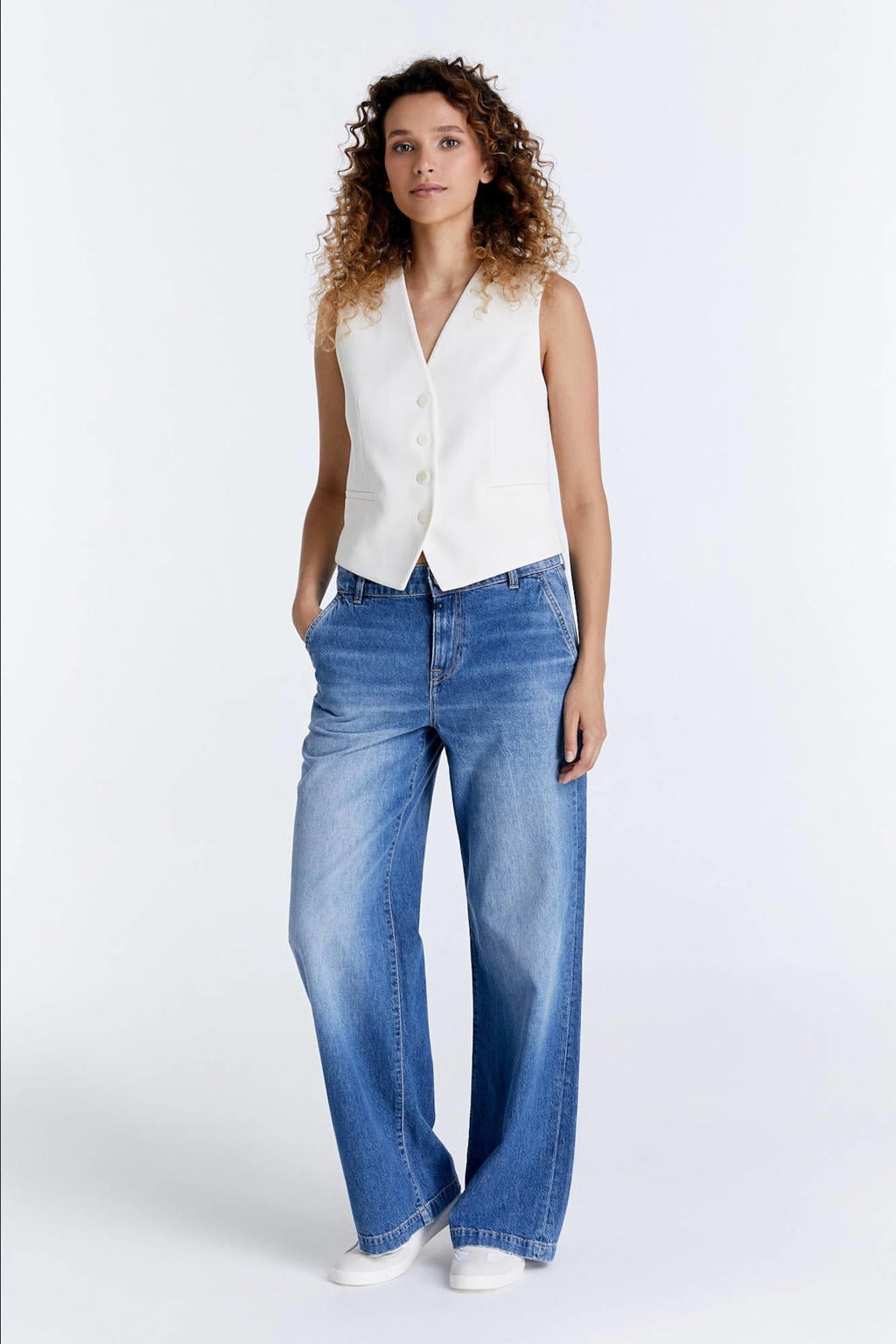 Medium blue denim dames Cup of Joe Denim Maxine wide leg jeans mediumblauw met rits- en knoopsluiting en effen