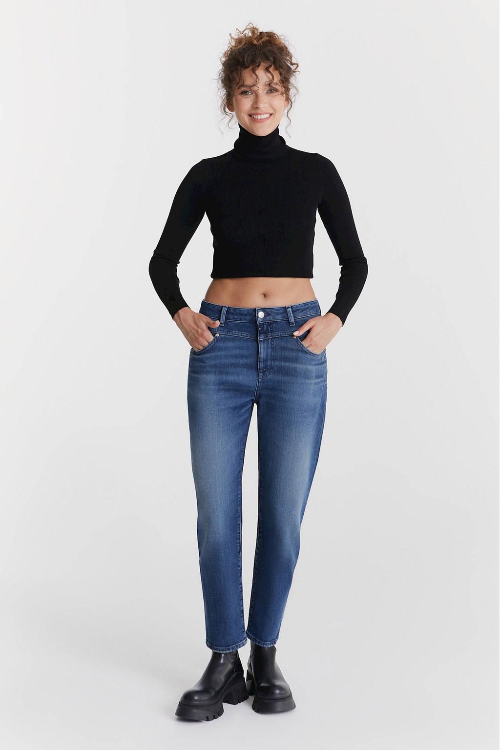 Dark blue denim dames Cup of Joe Denim mom jeans Victoria dark blue met rits- en knoopsluiting en effen