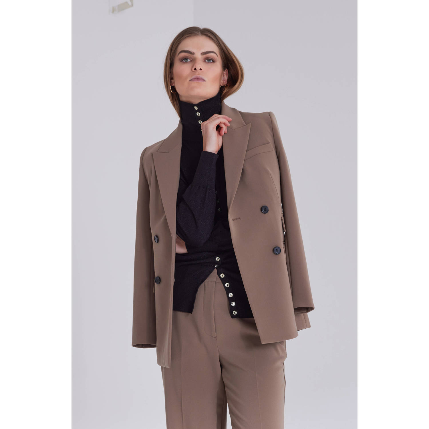 Bruuns Bazaar Klassieke Brassicabblinda Blazer in Shitake Brown Dames