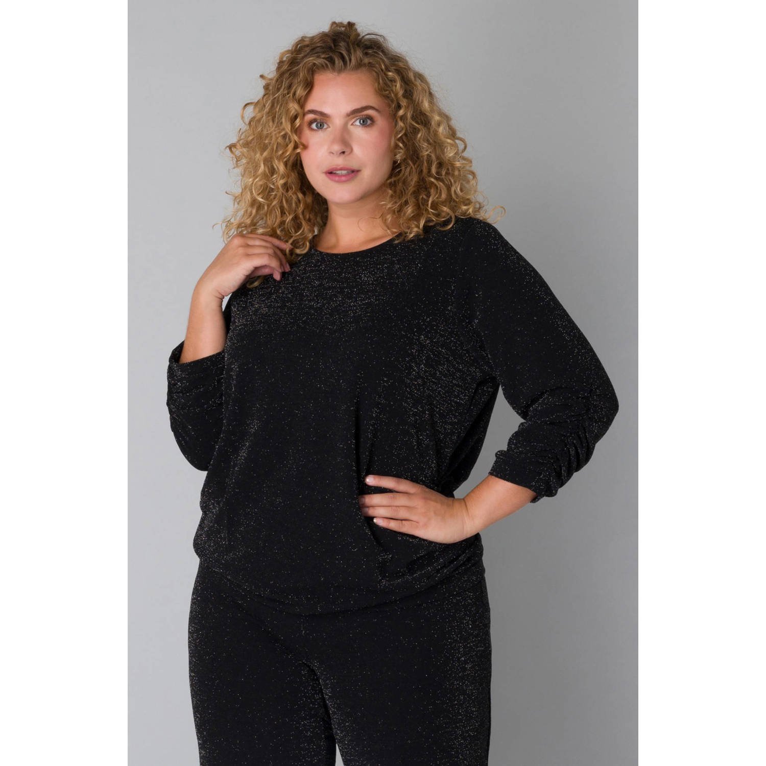 Yesta top zwart zilver