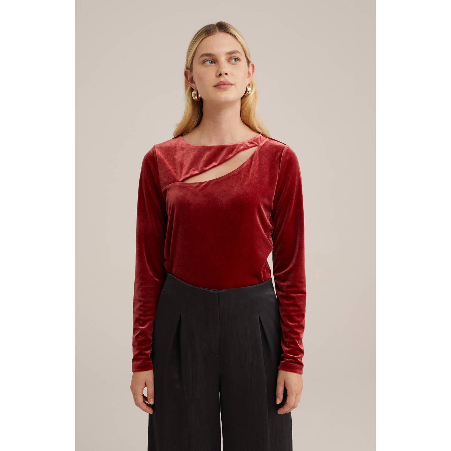 WE Fashion velours top donkerrood