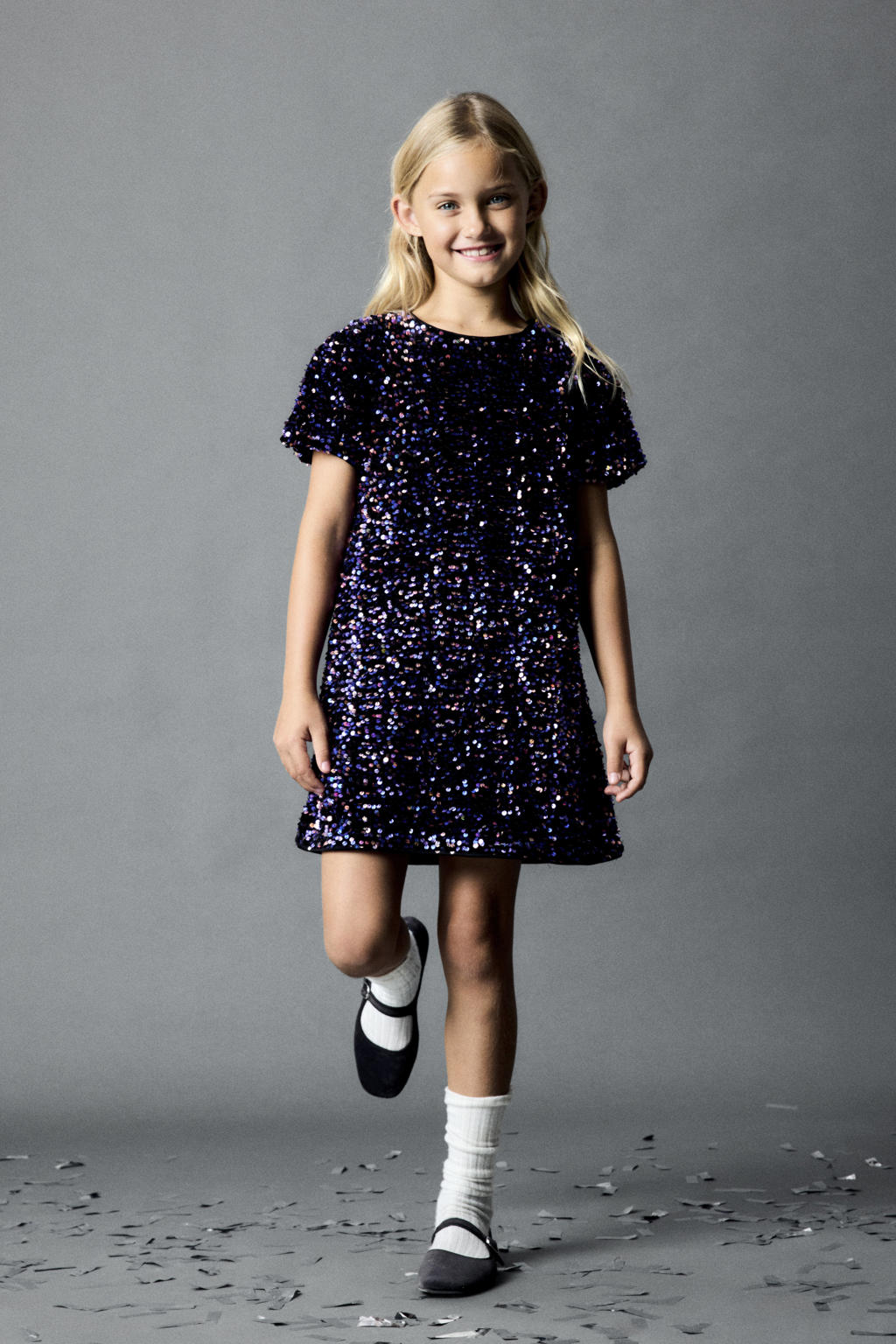 Zwart en paarse meisjes NAME IT KIDS jurk van polyester met effen, korte mouwen, ronde hals, knoopsluiting en pailletten