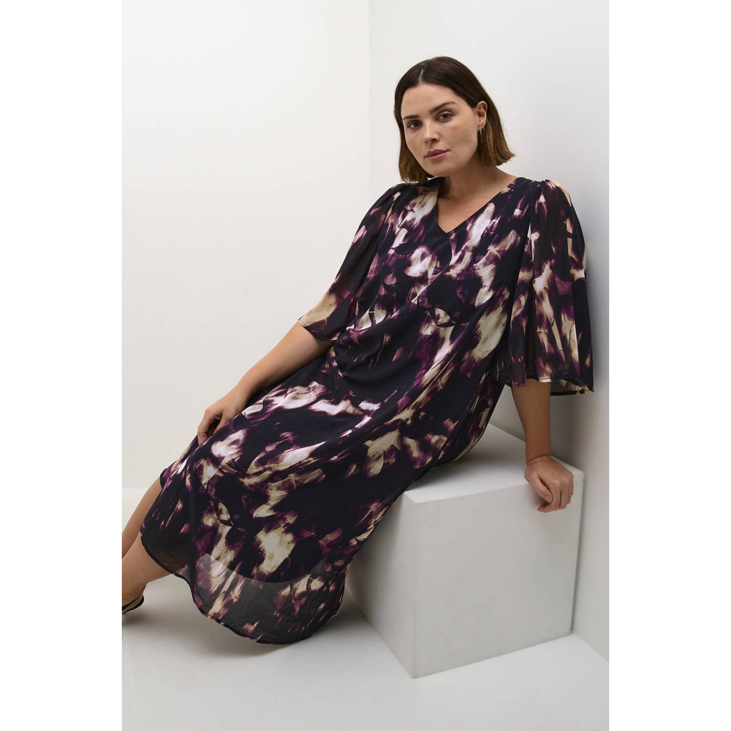 Kaffe Curve jurk KCnour met all over print zwart paars zand
