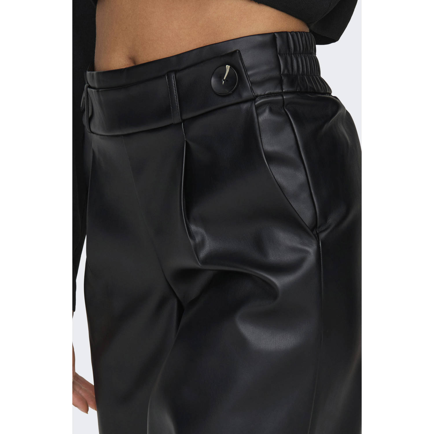 ONLY imitatieleren cropped wide leg broek ONLBINA zwart