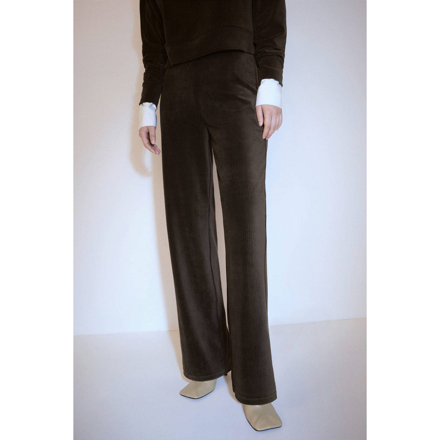 Mango corduroy straight fit broek bruin
