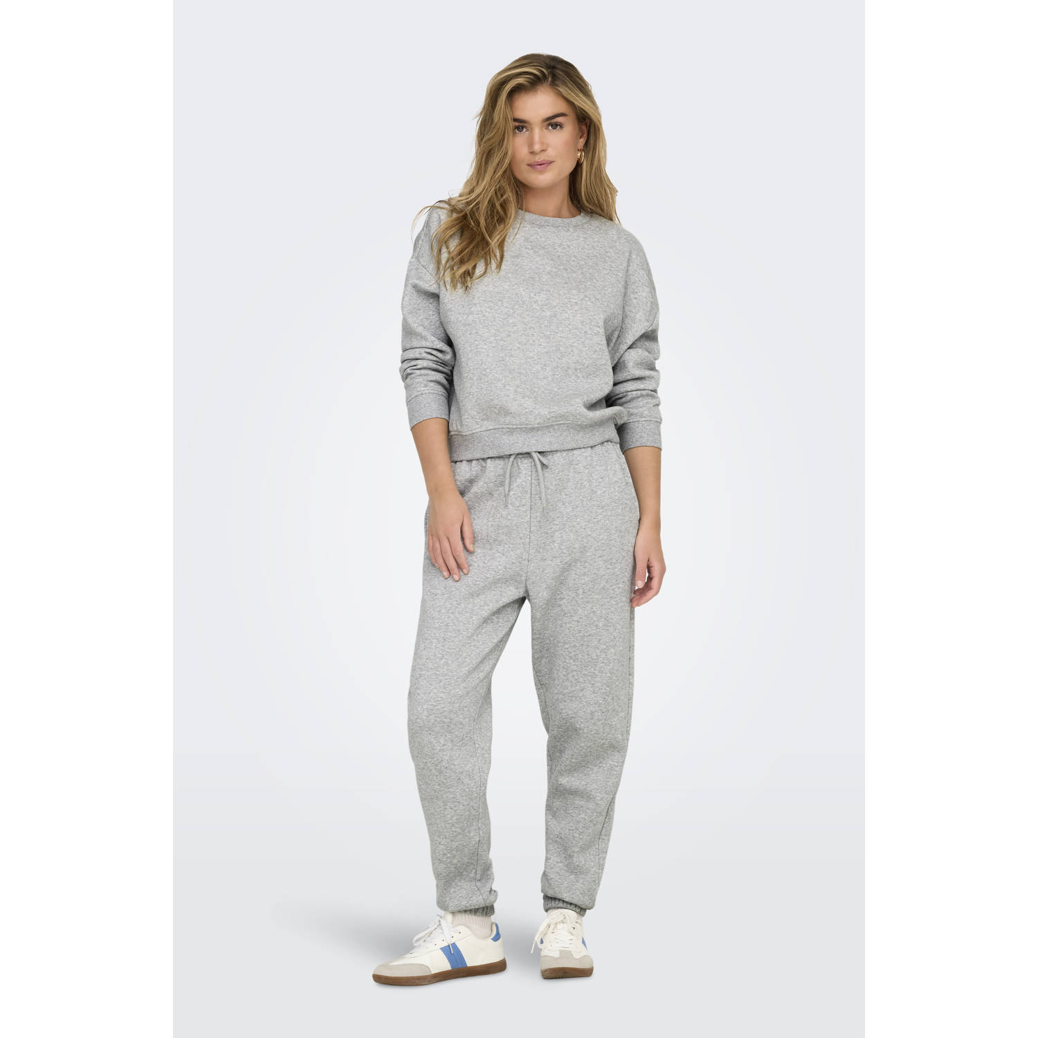 ONLY relaxed fit joggingbroek lichtgrijs