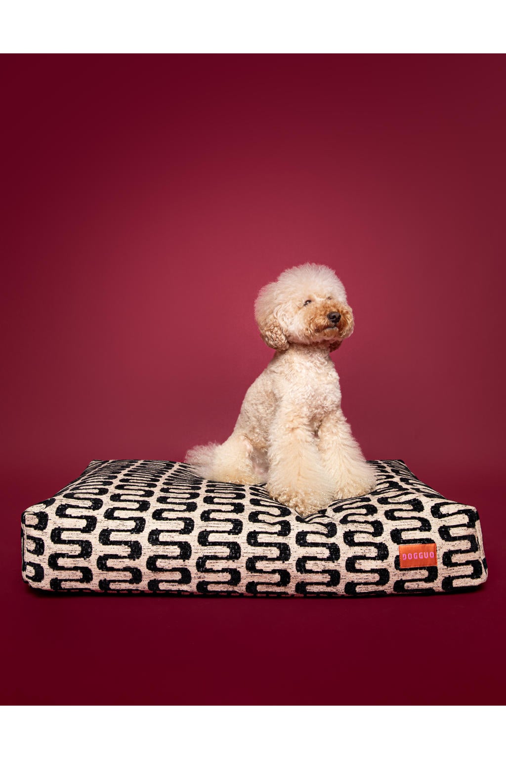 Dogguo hondenkussen RETRO-WAVE-BED-BEIGE/BLACK-XL