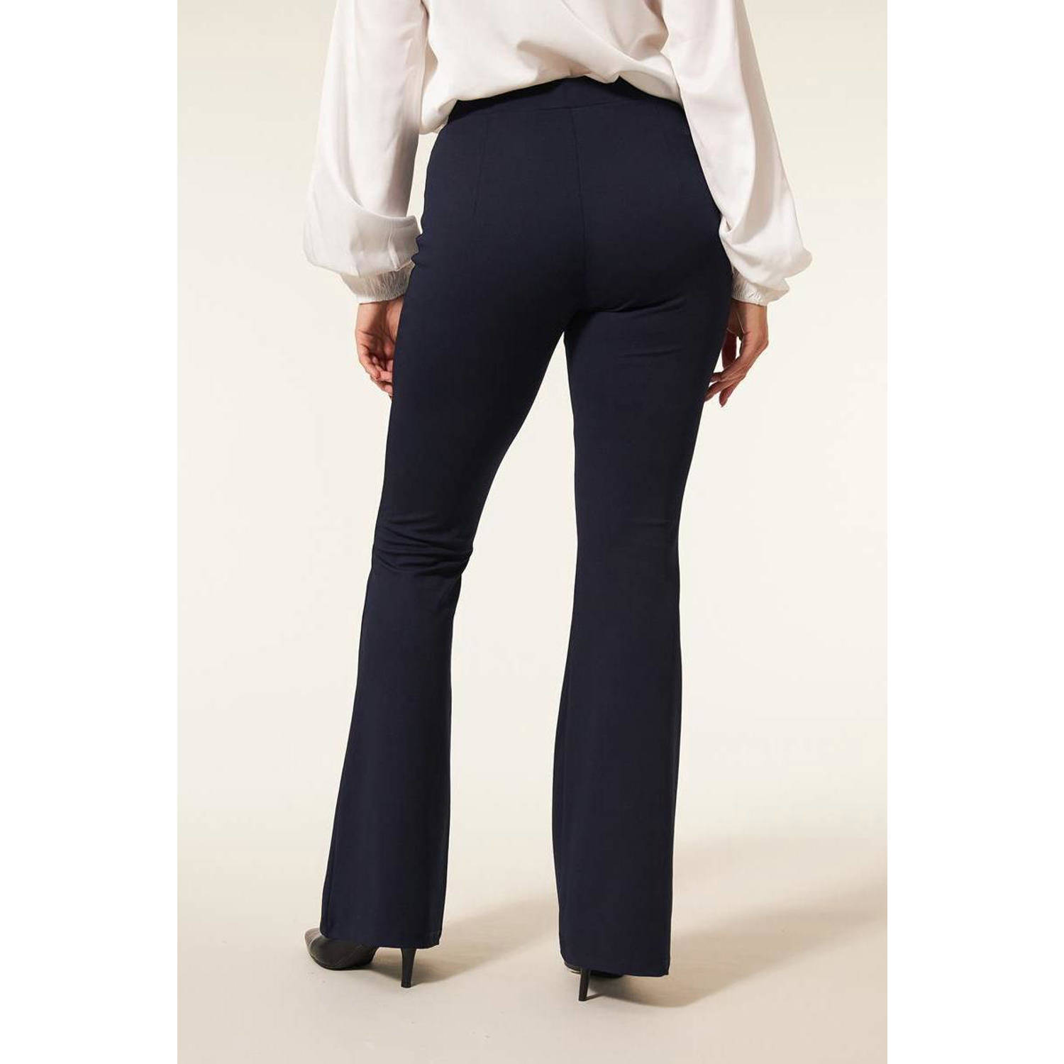 Miss Etam Lang flared broek Mara 36 inch donkerblauw