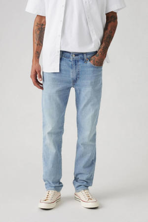 511 slim fit jeans on the horizon