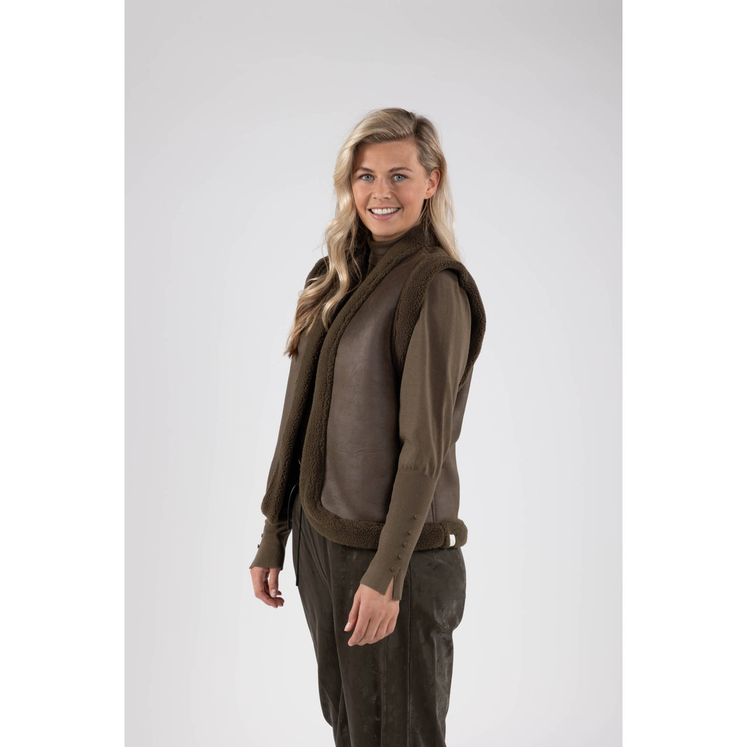 NUKUS gilet Elise donkergroen
