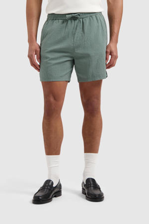 regular casual short groen