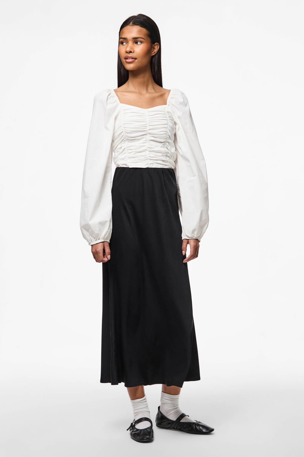 Witte dames PIECES top met effen, lange mouwen en smockwerk