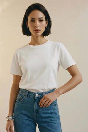 T-shirt wit