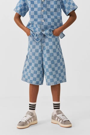denim short Bobby met checkerboard print blauw