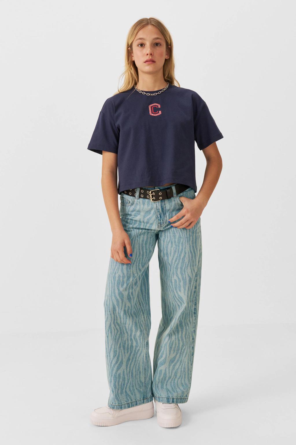 Medium blue denim meisjes Coolcat wide leg jeans June van denim met rits- en knoopsluiting en dierenprint