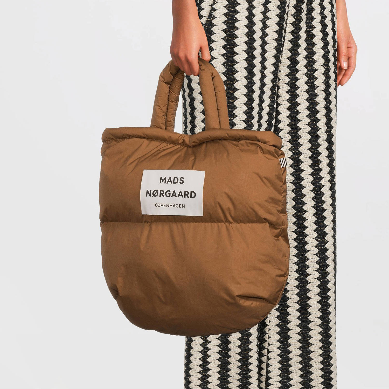 MADS NØRGAARD COPENHAGEN gewatteerde shopper bruin