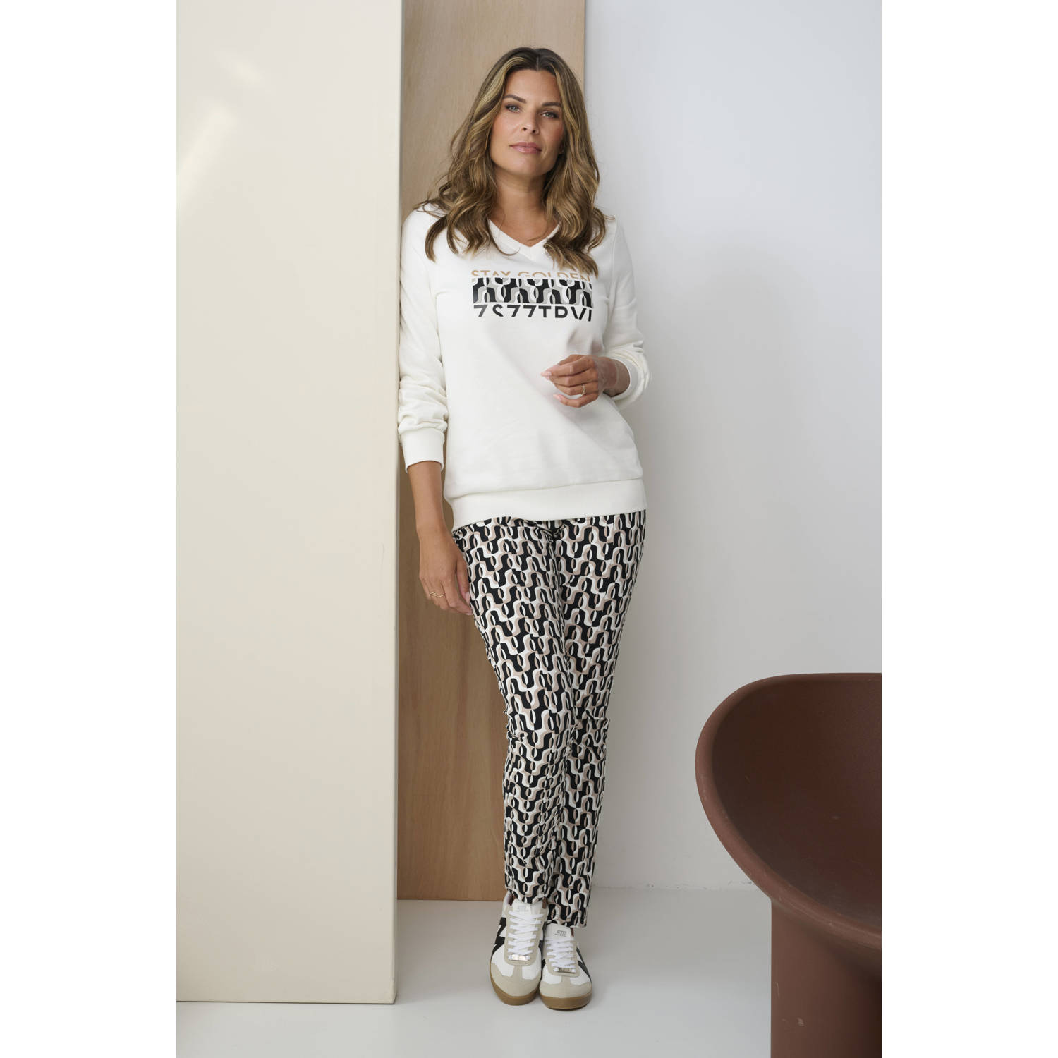 Zoso regular fit broek Victoria met all over print zwart crème taupe
