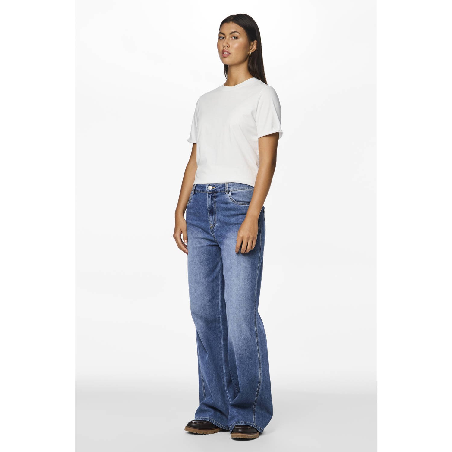 PIECES wide leg jeans PCFEMMA medium blue denim
