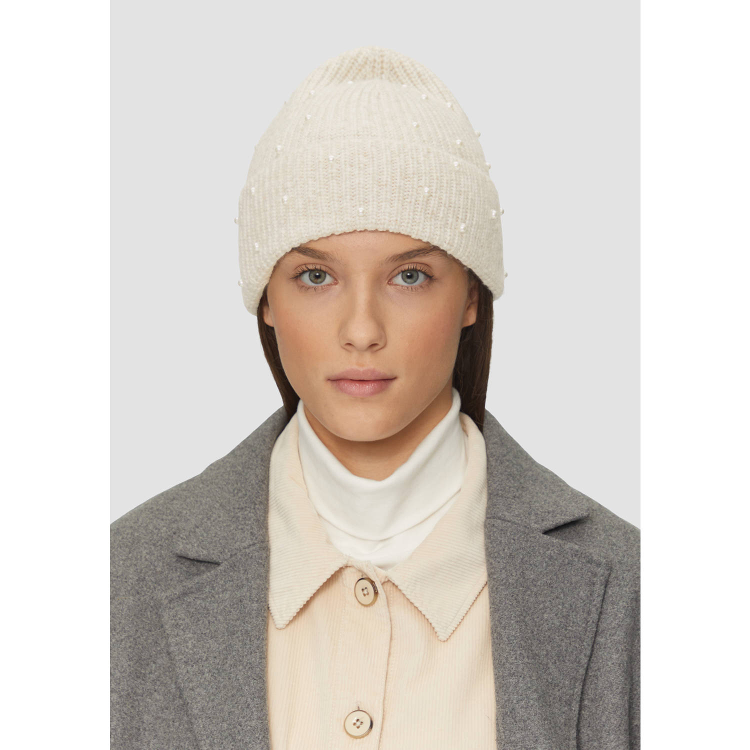 s.Oliver muts met parels beige
