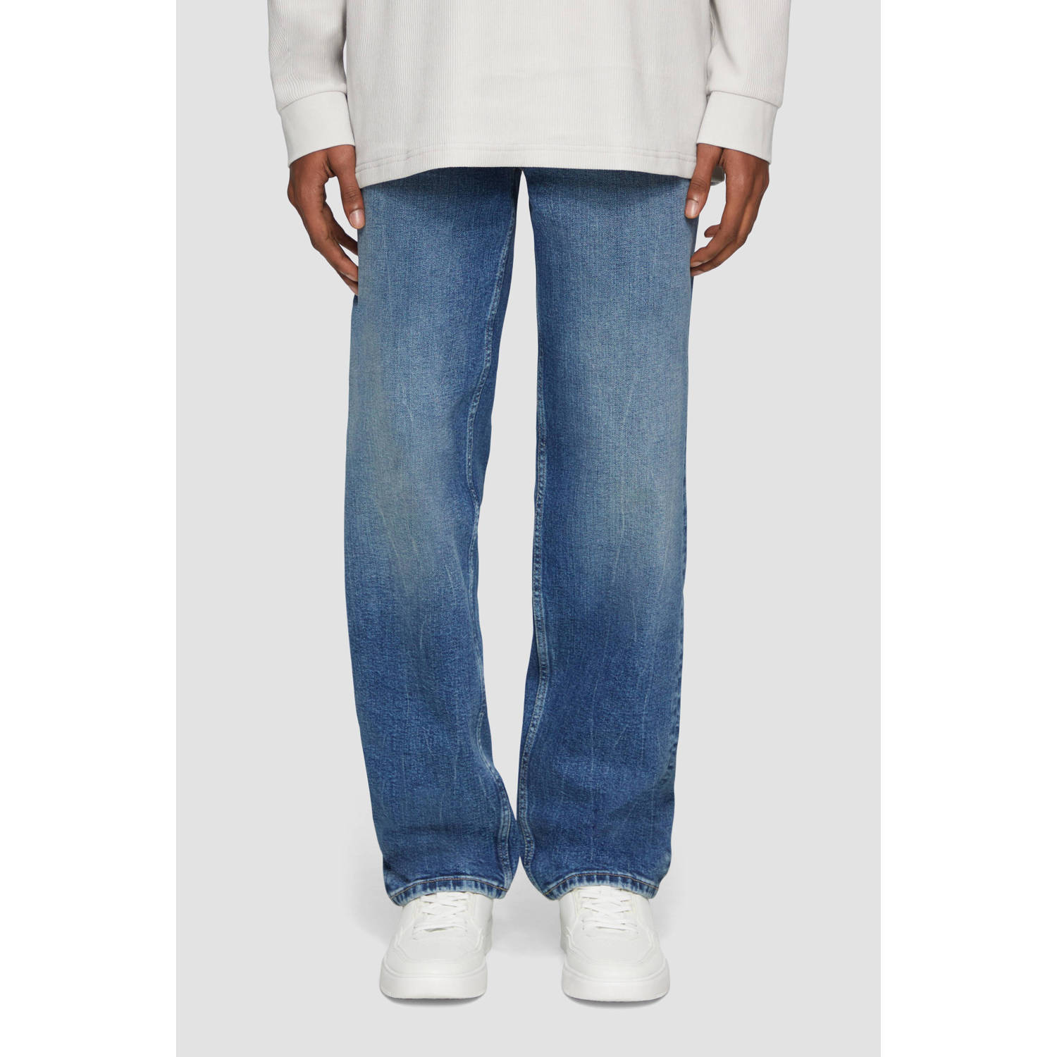 Q S by s.Oliver loose fit jeans medium blue denim