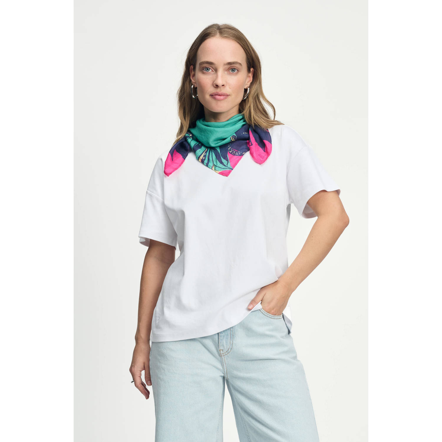 POM Amsterdam sjaal Fresh Green Floral groen roze