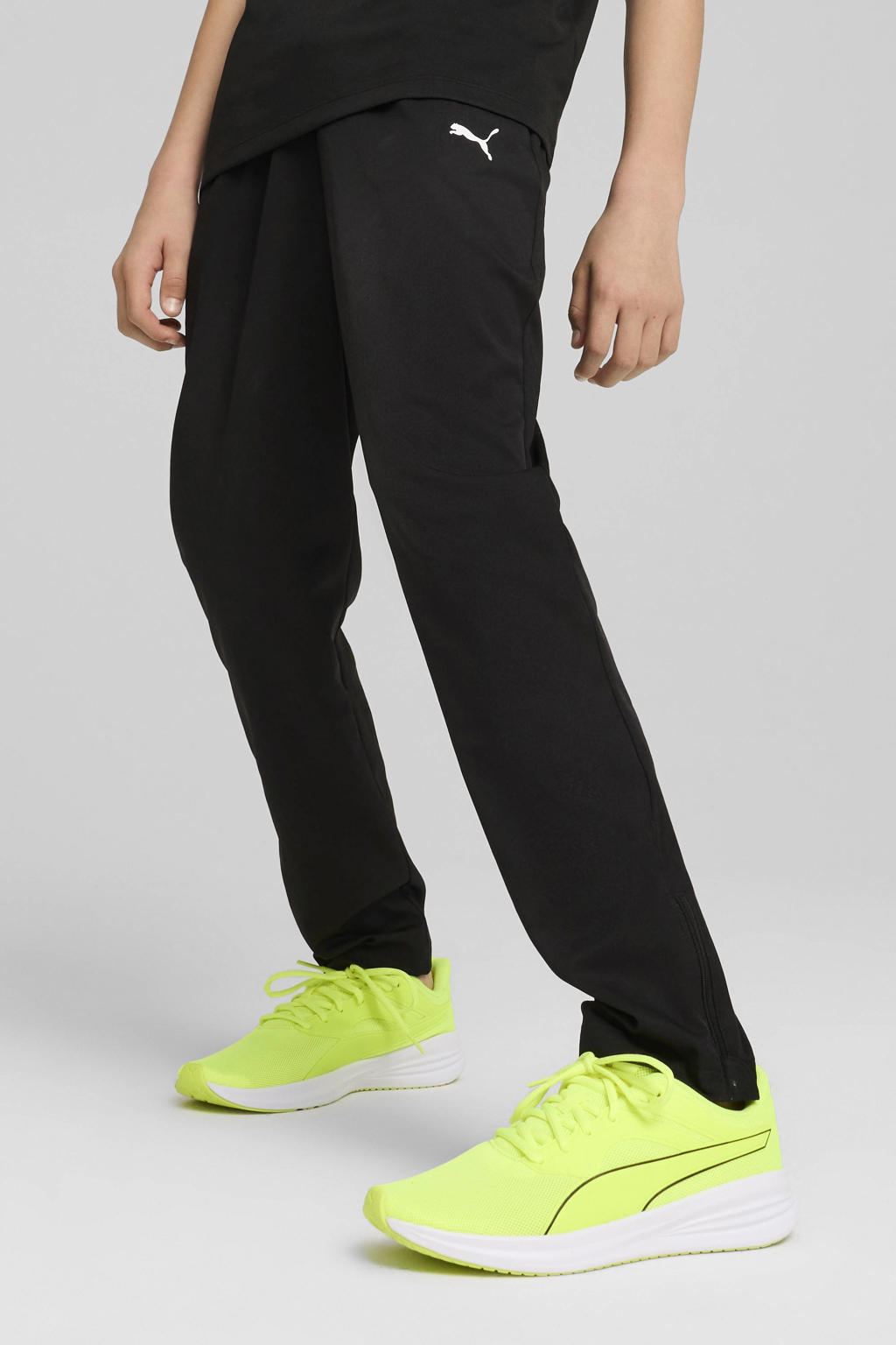 Zwarte jongens Puma sportbroek ESS van polyester met regular fit, elastische tailleband met koord en effen