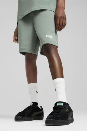 short Essential groen
