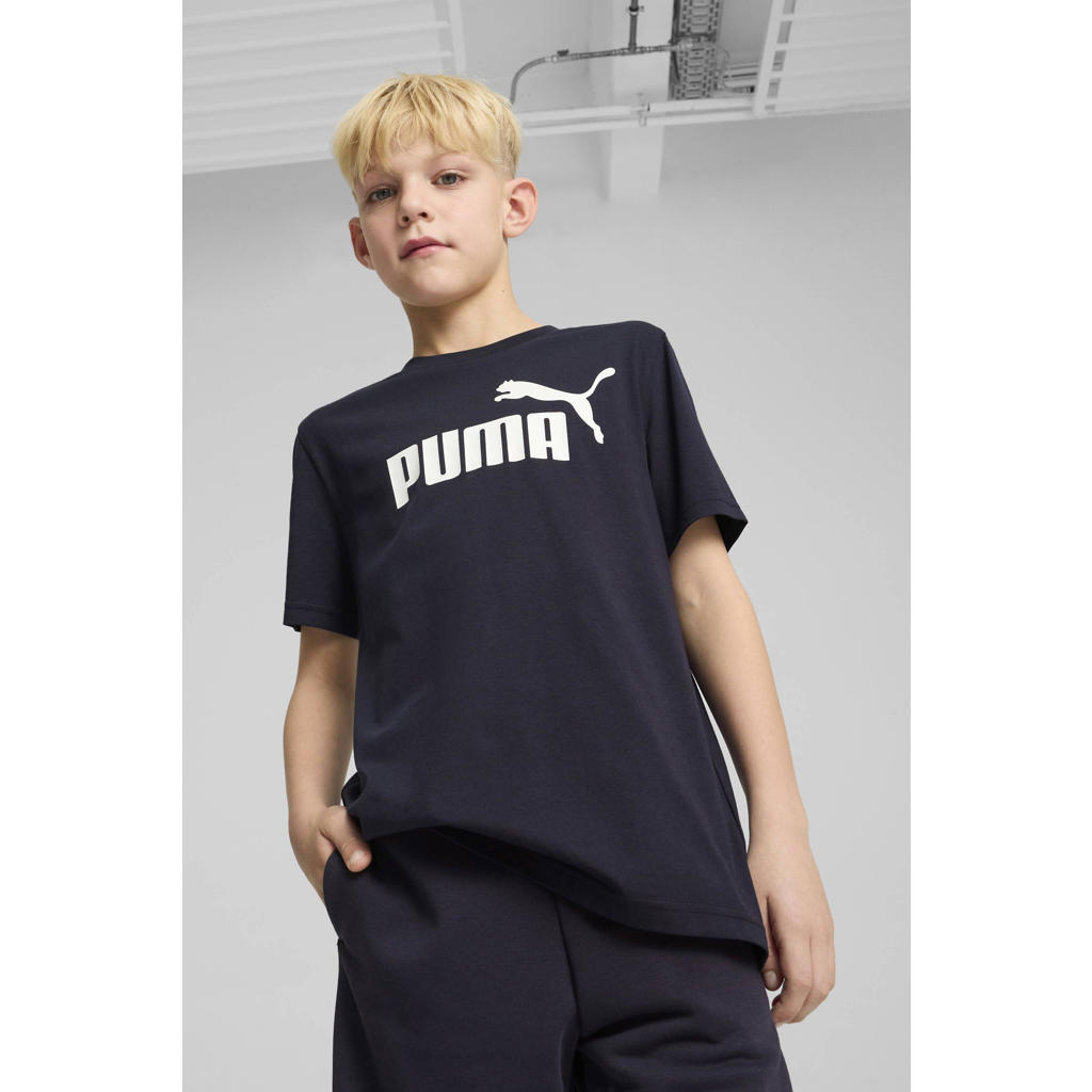Donkerblauwe jongens en meisjes Puma T-shirt van katoen met logo dessin, korte mouwen en ronde hals