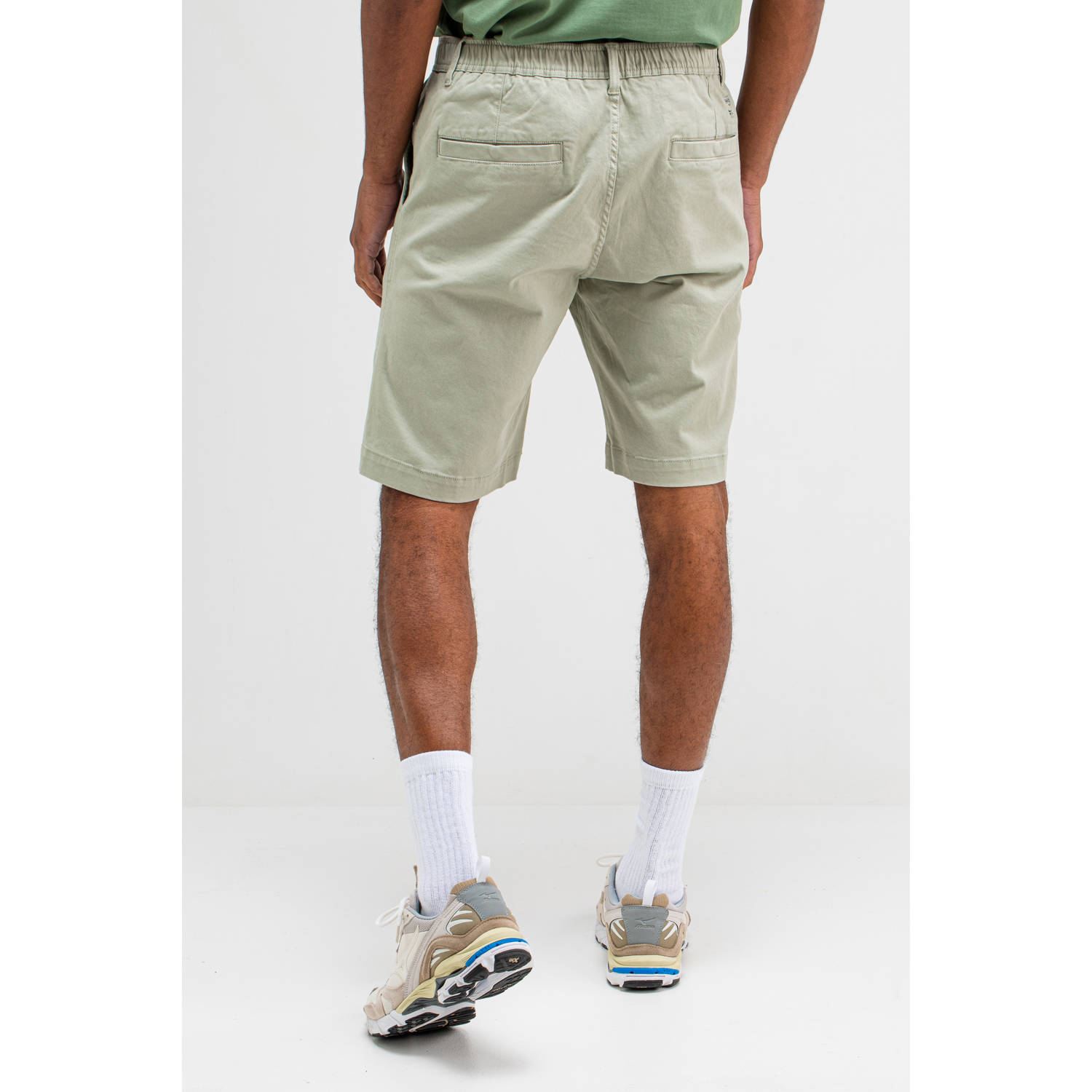 Butcher of Blue regular chino short taupe