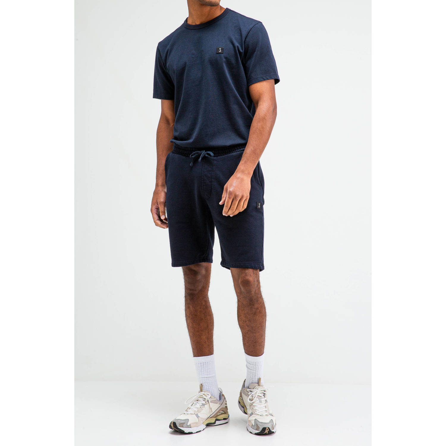 Butcher of Blue regular sweatshort donkerblauw