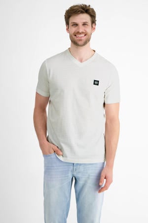 T-shirt wit