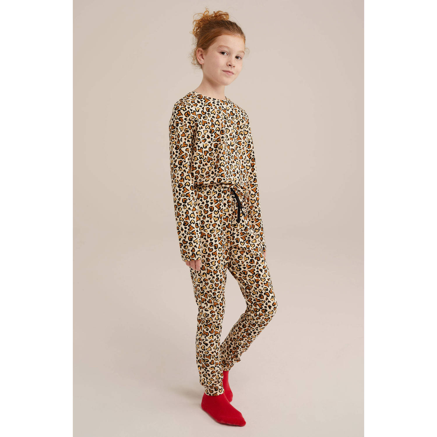 WE Fashion pyjama met panter hartjes print beige zwart