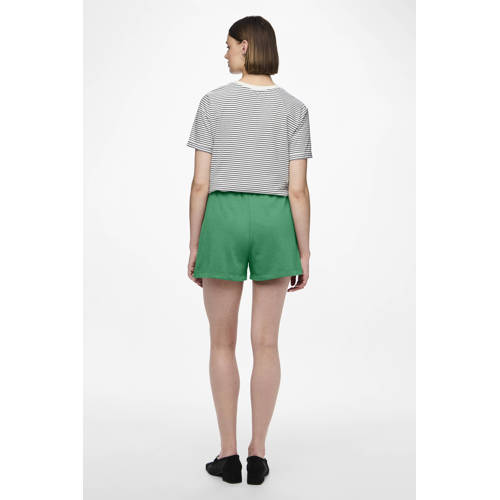 PIECES loungeshort PCCHILLI groen afbeelding