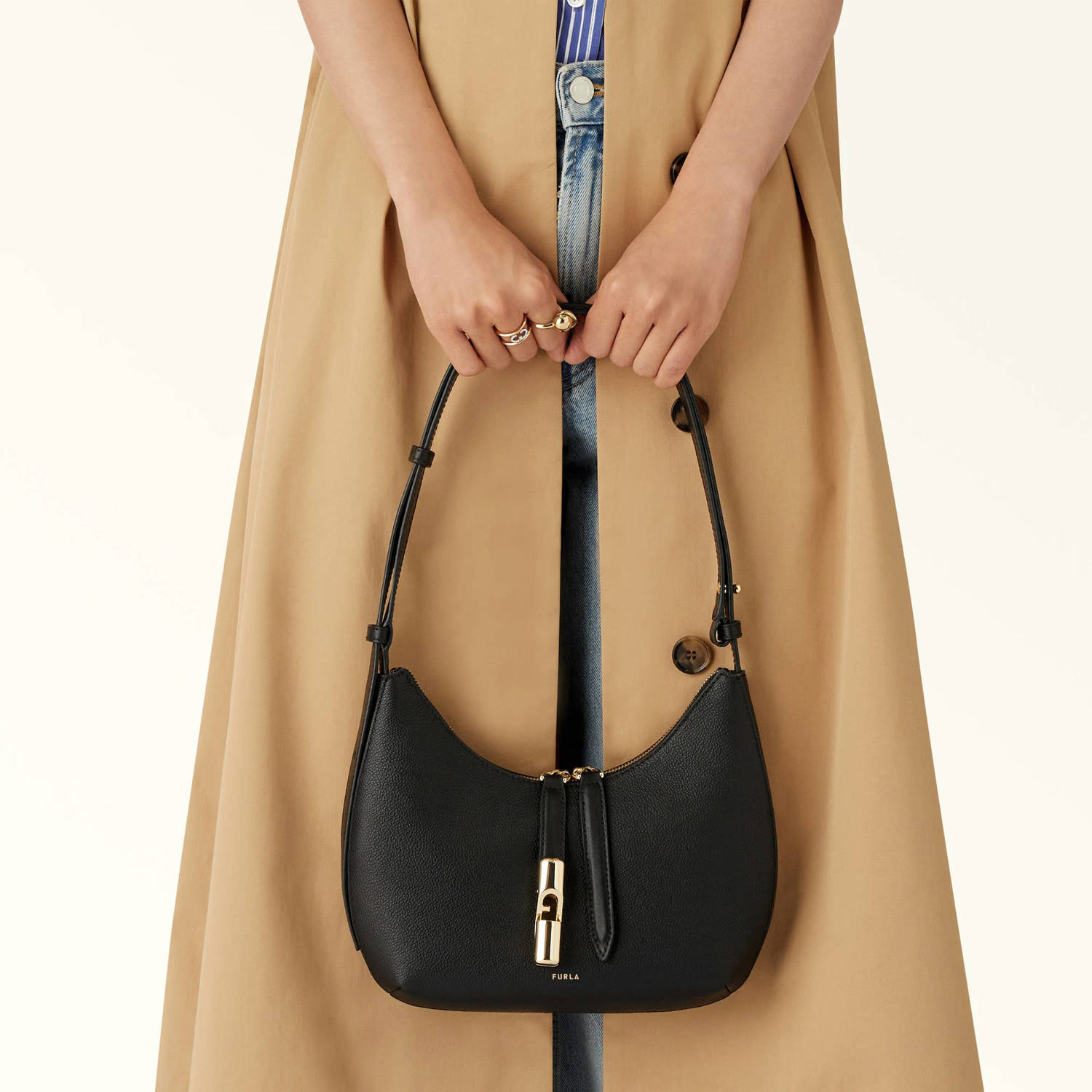 Furla leren schoudertas Goccia S zwart