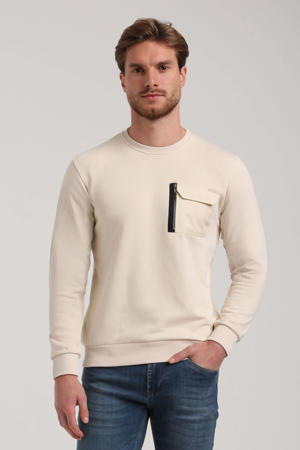 sweater ecru