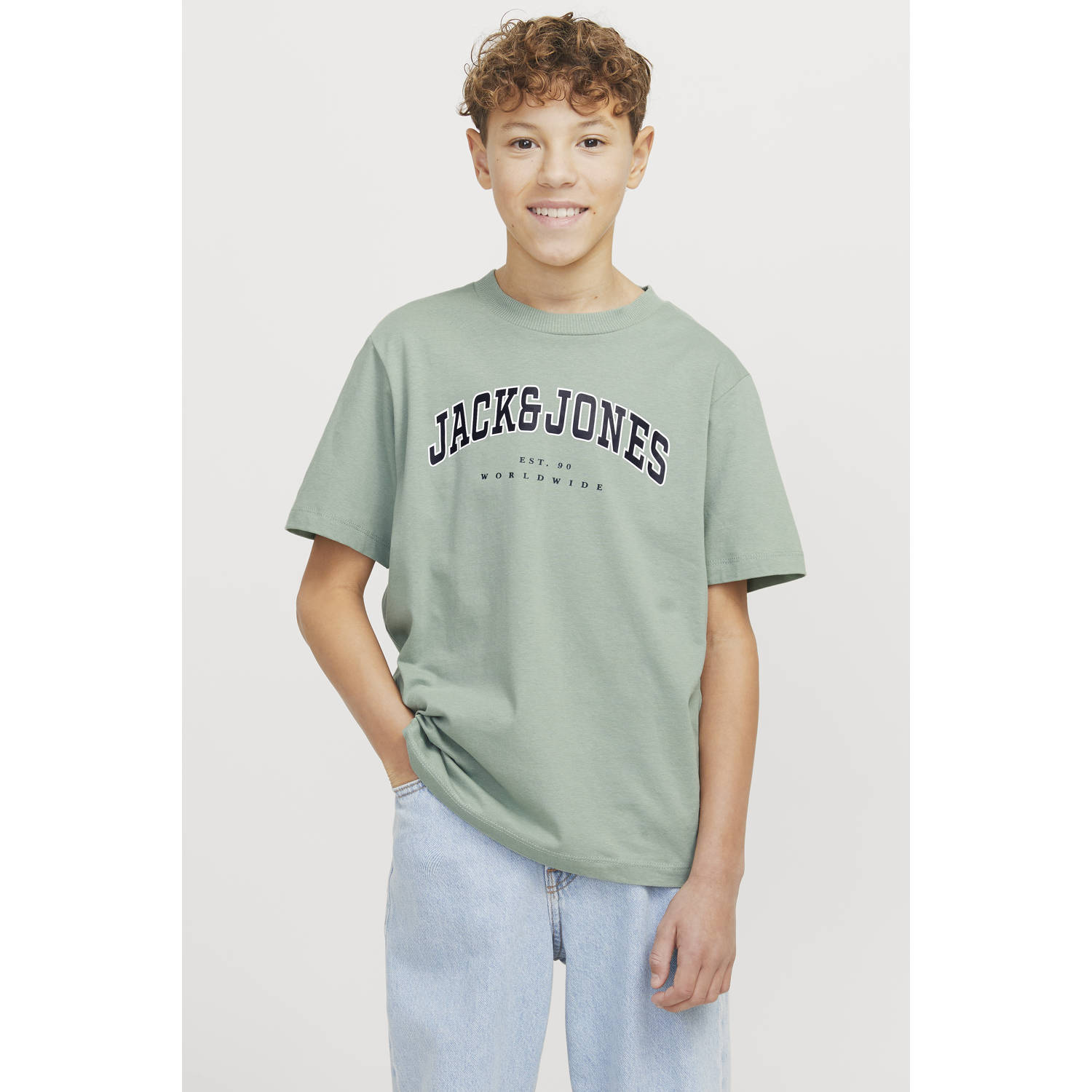 Jack & Jones Junior Shirt met ronde hals JJECALEB VARSITY TEE SS O-NECK NOOS JNR