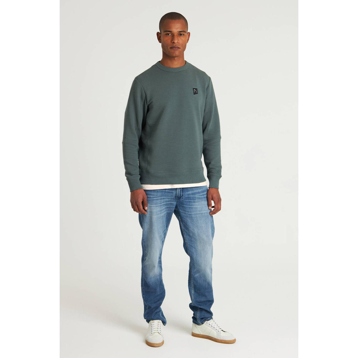 CHASIN' sweater groen