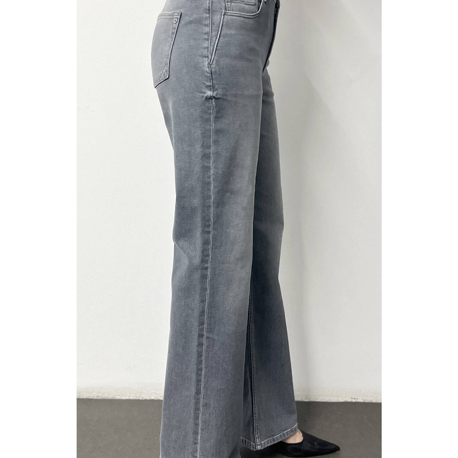 Cup of Joe Denim high straight leg jeans grey denim