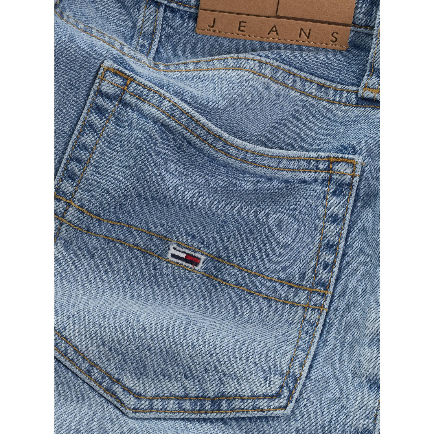 Tommy Jeans rechtvallend high waist denim short light blue denim