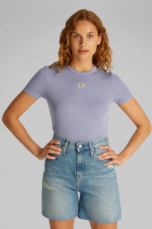 T-shirt paars