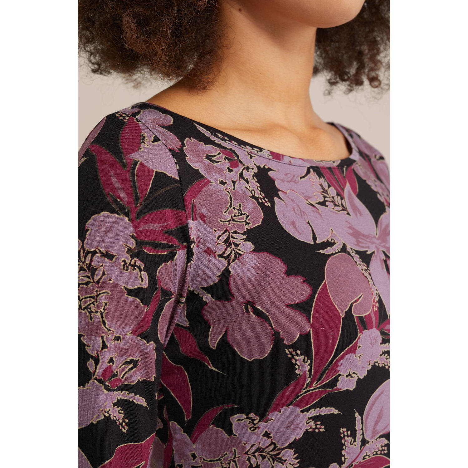 WE Fashion top met bloemenprint paars roze donkerroze