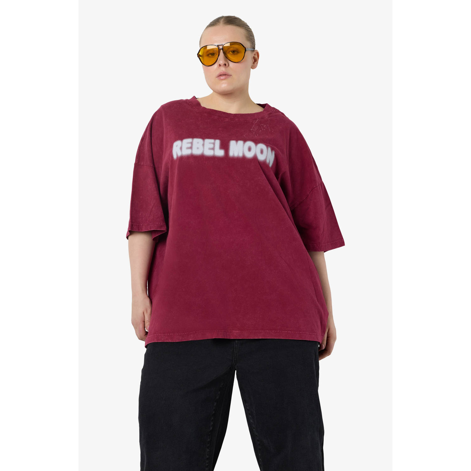NOISY MAY Curve T-shirt rood