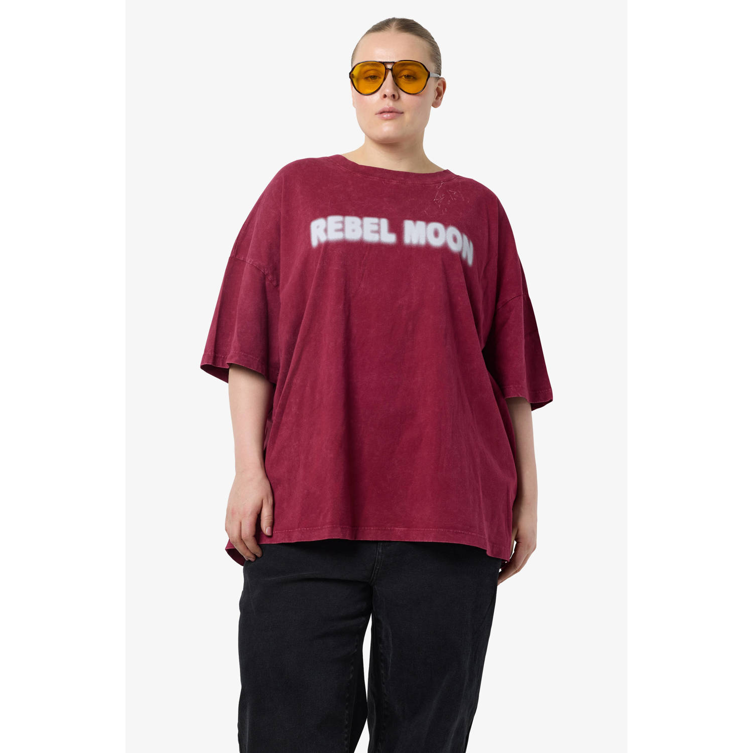 NOISY MAY Curve T-shirt rood