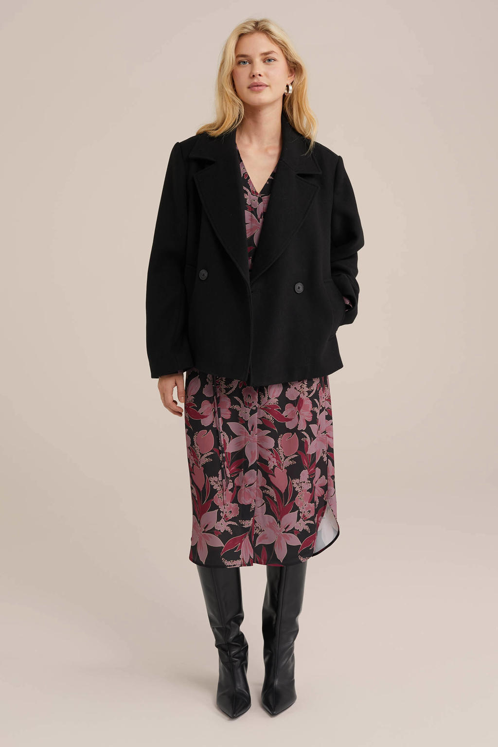 Zwarte dames WE Fashion midi jurk van polyester met effen, lange mouwen en V-hals