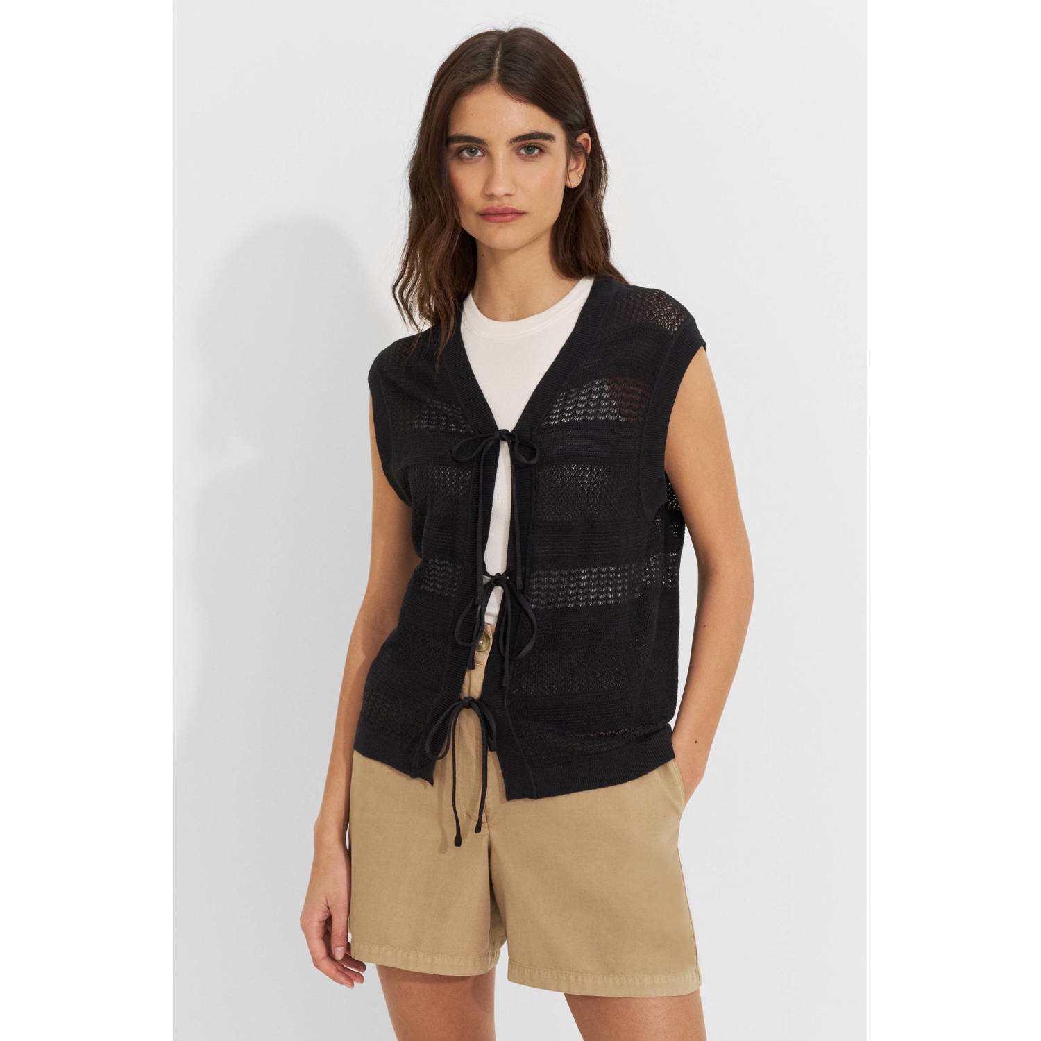 Ruby crochet gilet zwart