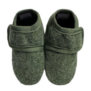 wollen babyslofjes groen
