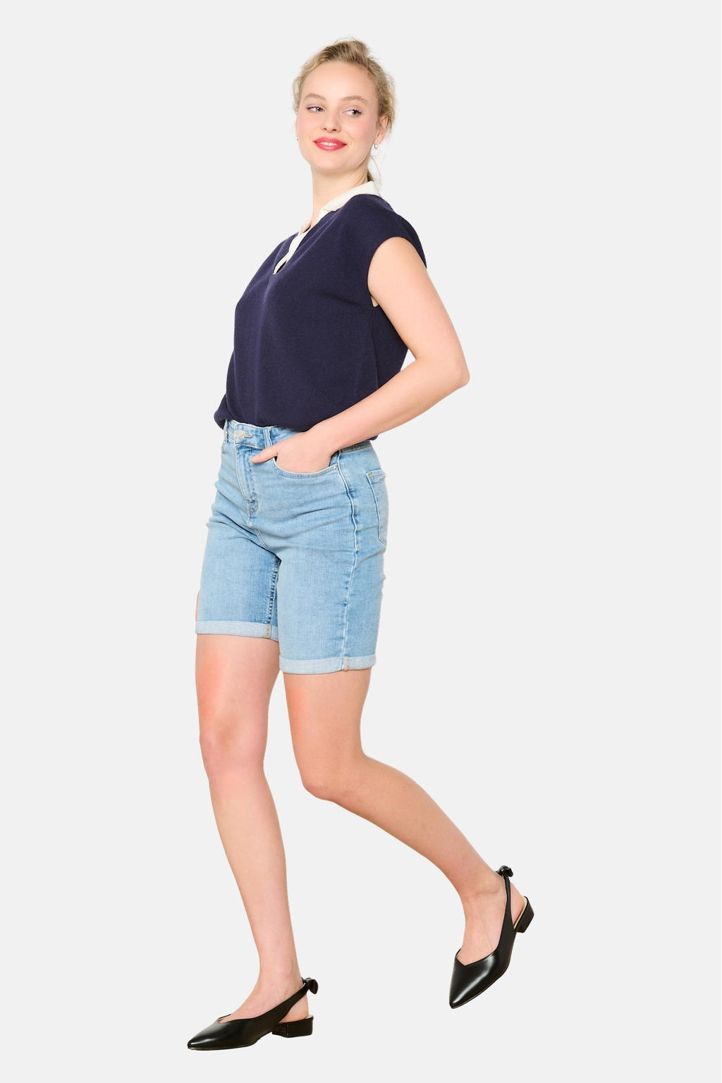 Medium blue denim dames LOLALIZA straight regular waist shorts van stretchdenim met rits- en knoopsluiting en effen