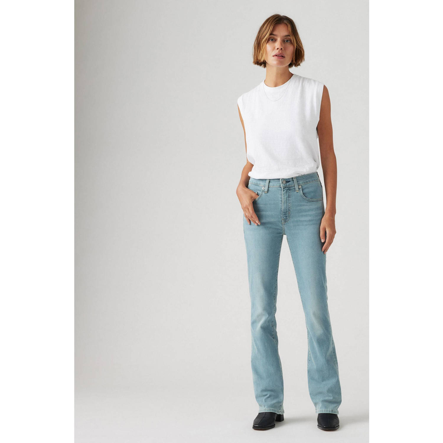 Levi's 725 high waist bootcut jeans