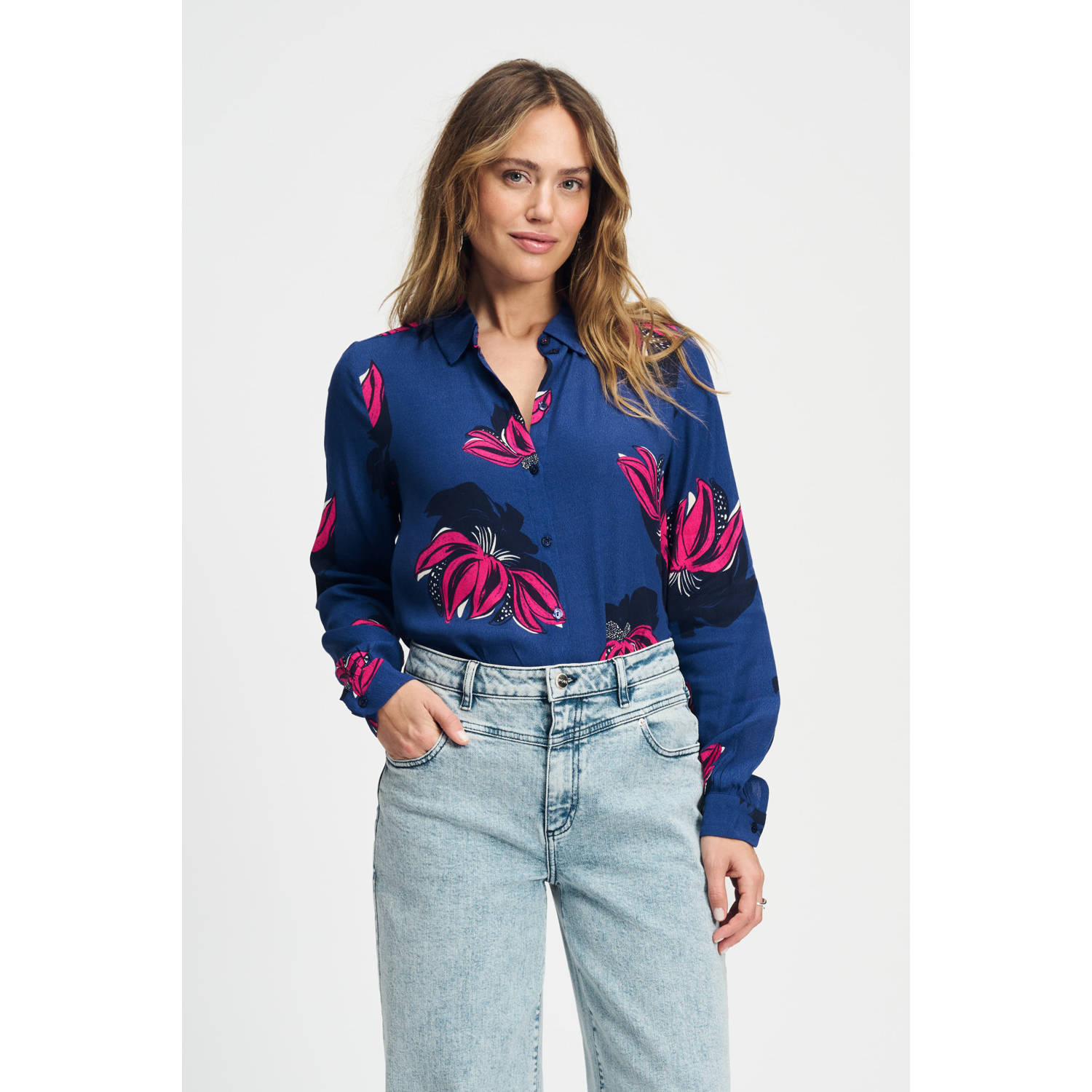 POM AMSTERDAM Dames Blouses Mila Delicay Blauw
